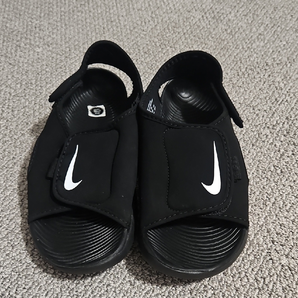 Nike Kids Black and White Sandals